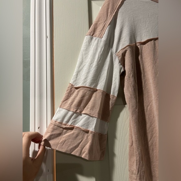 Top - Picture 3 of 3